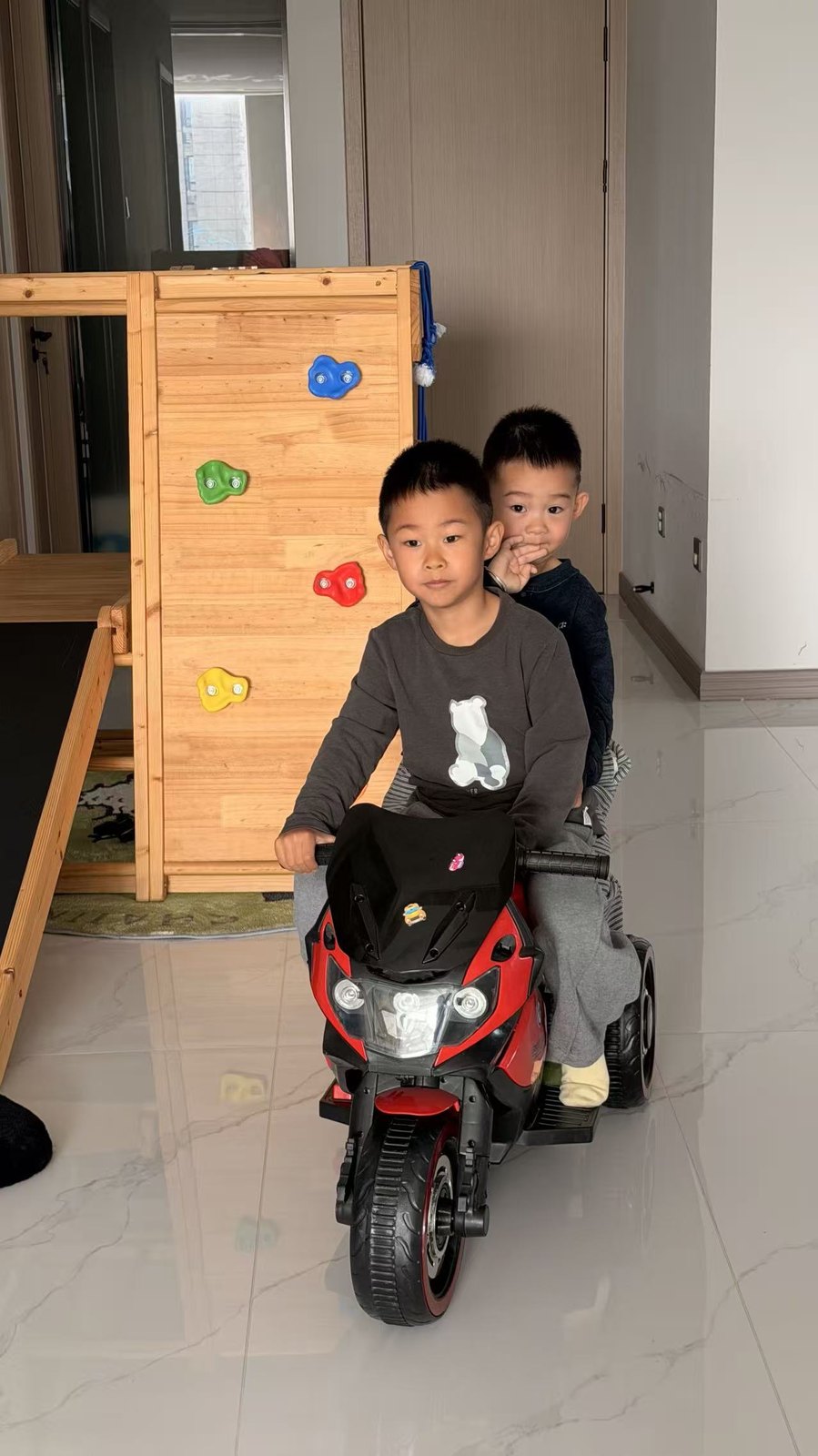 Brothers 10